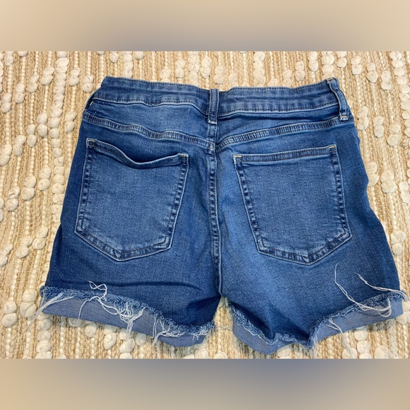 GAP denim distressed shorts sz 0/25 EUC - Picture 6 of 8